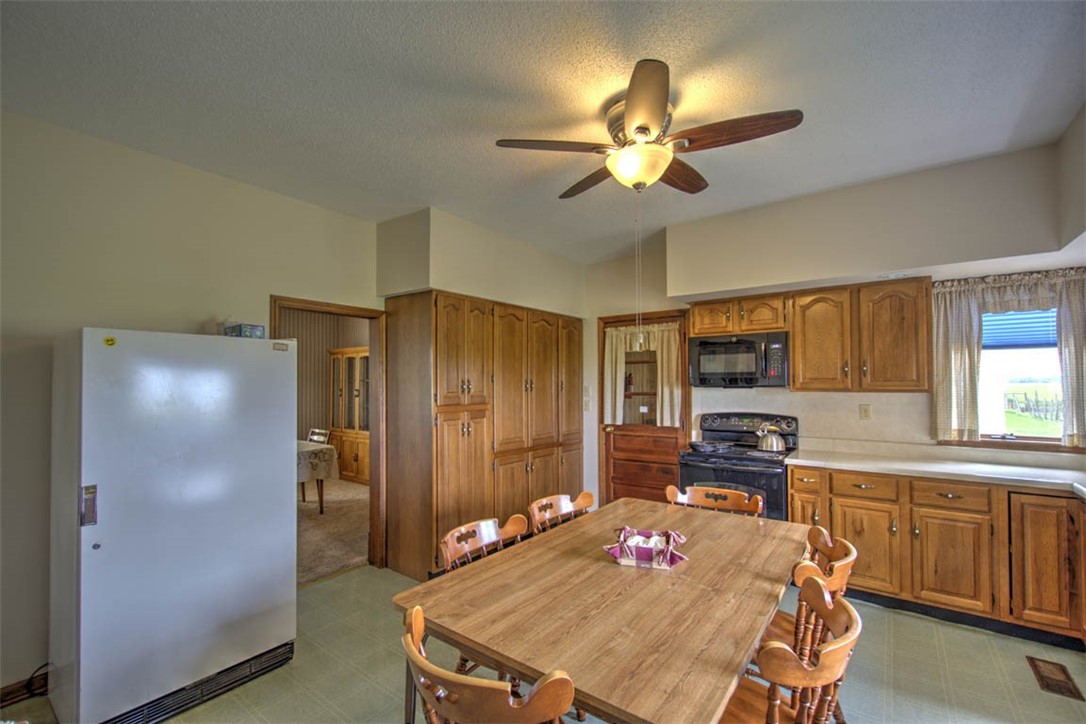 2809 N 1500 East Road Property Photo 14