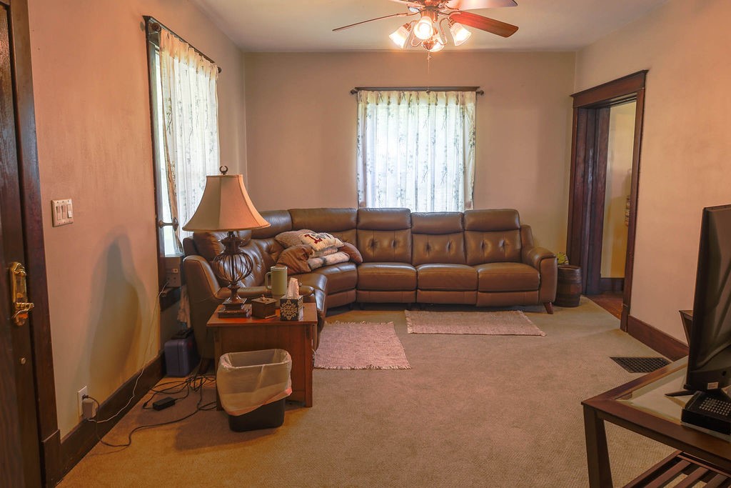1073 Catlin Homer Road Property Photo 8