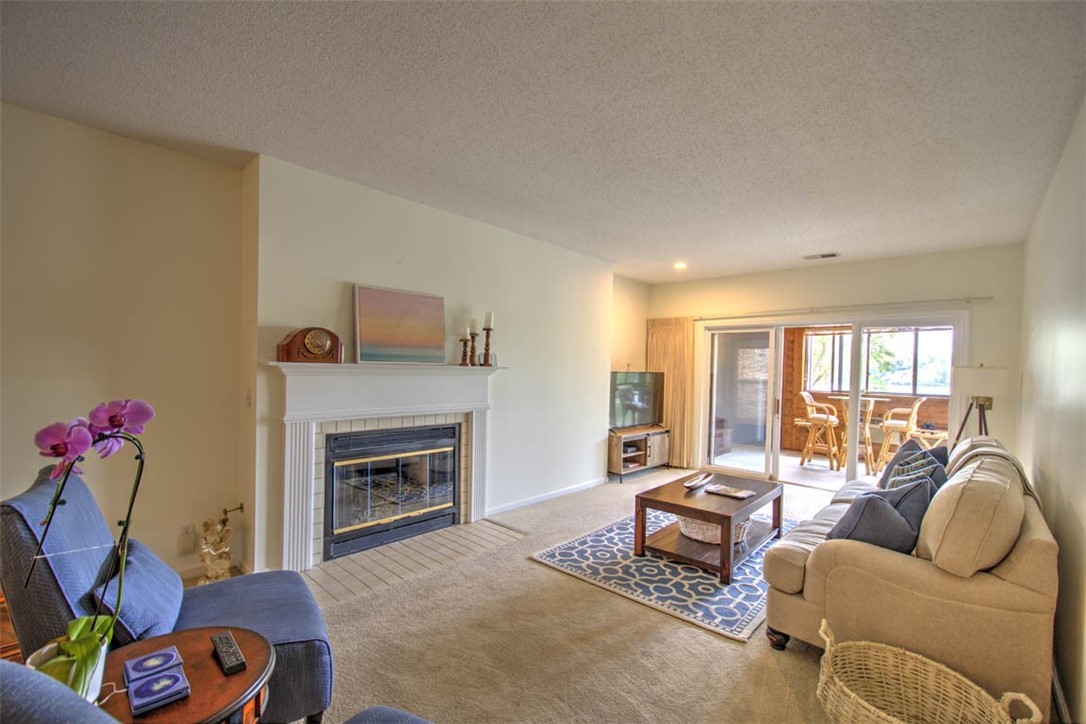 855 Lake Shore Drive 1d Property Photo 4