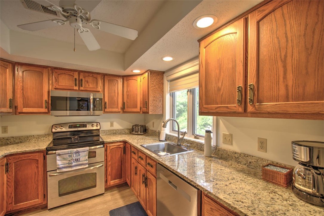 855 Lake Shore Drive 1d Property Photo 7