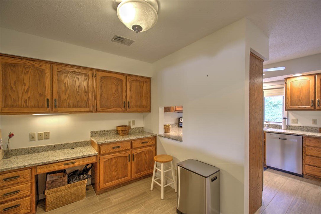855 Lake Shore Drive 1d Property Photo 9