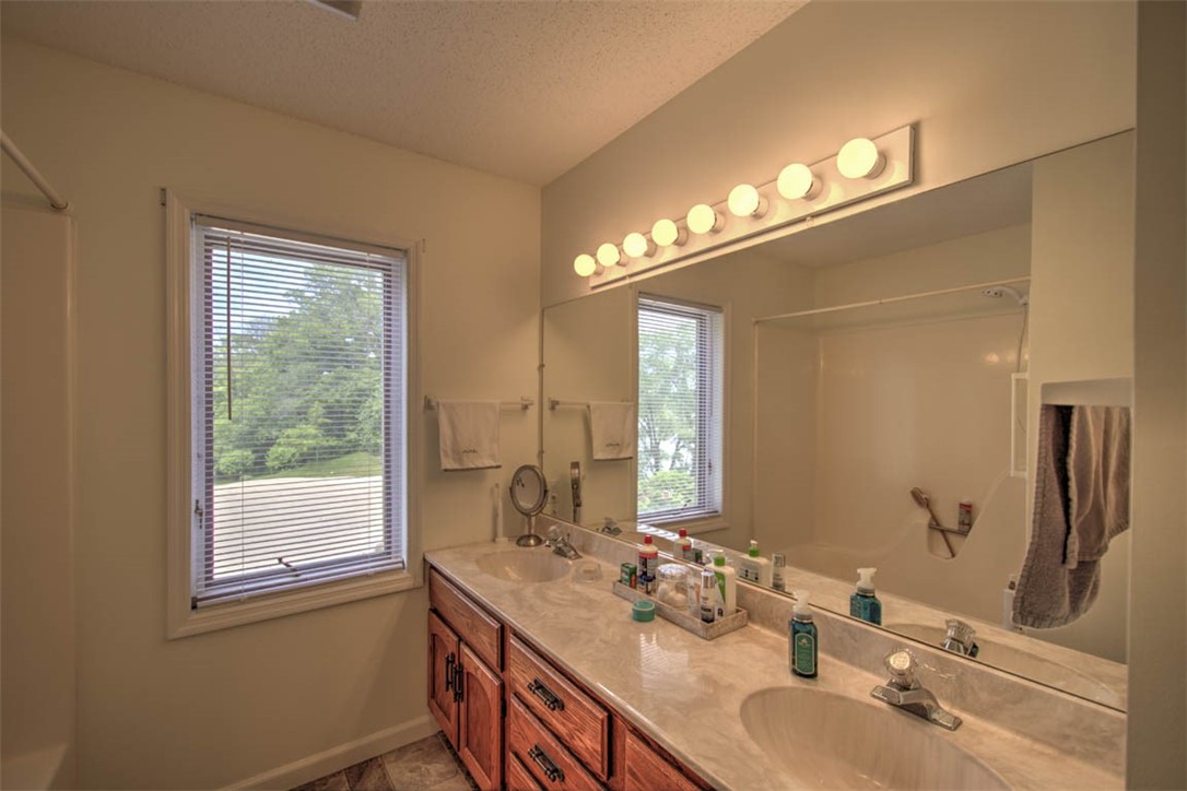 855 Lake Shore Drive 1d Property Photo 19