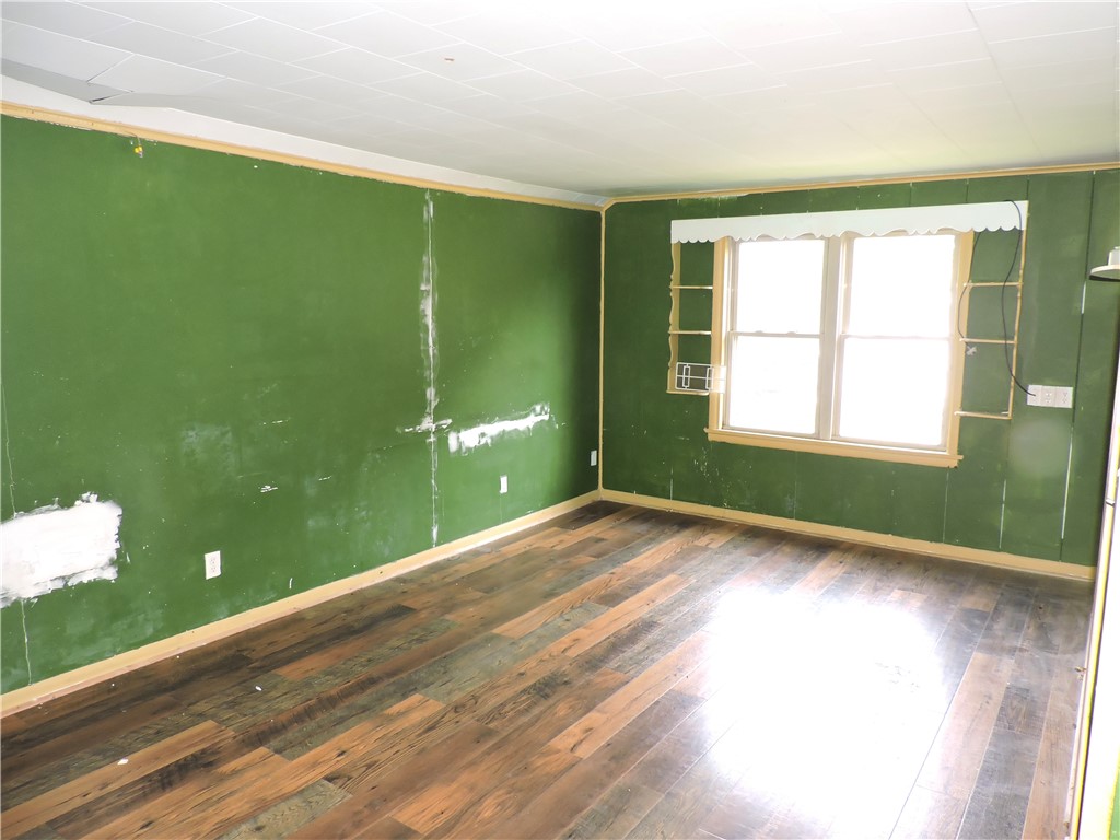 1418 N Gilbert Street Property Photo 7