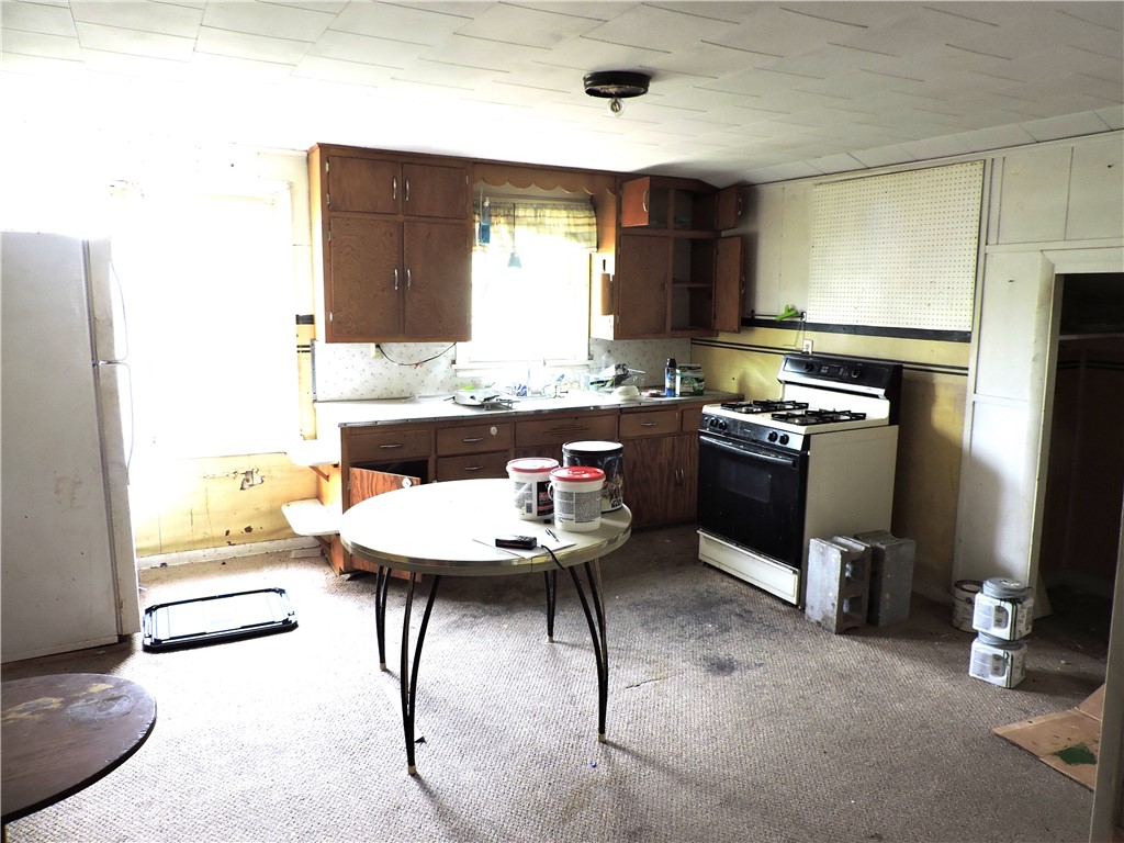 1418 N Gilbert Street Property Photo 10