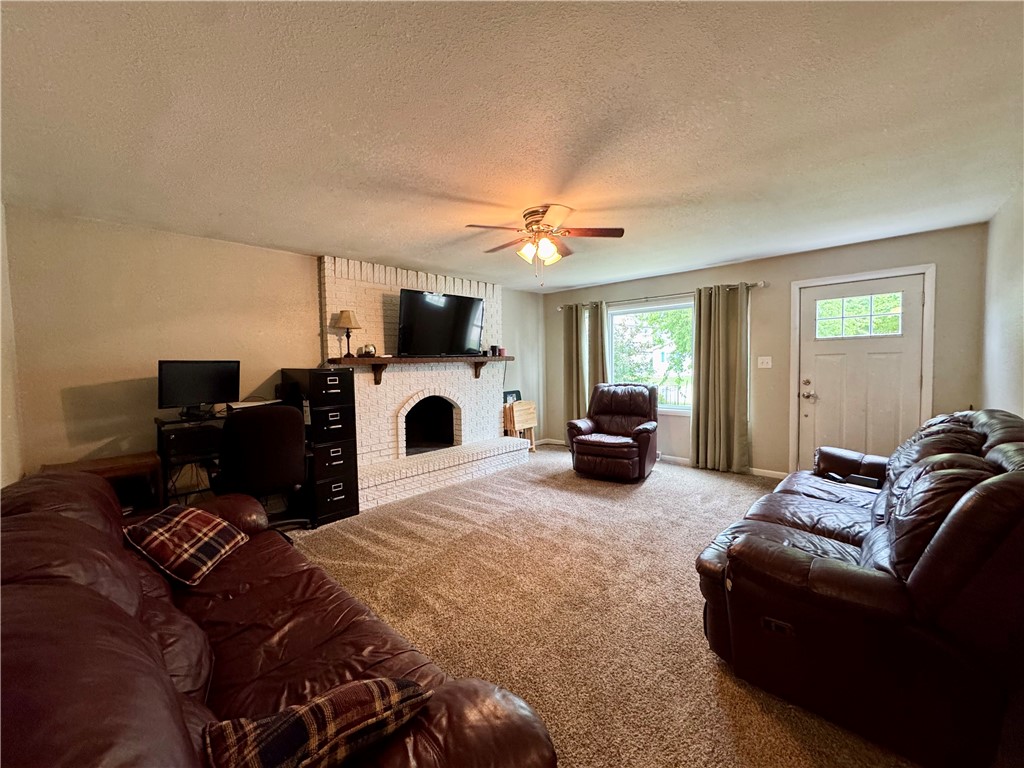 3221 Piatt Avenue Property Photo 3