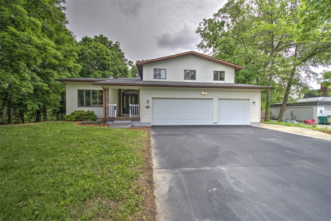 6680 John Drive Property Photo 1