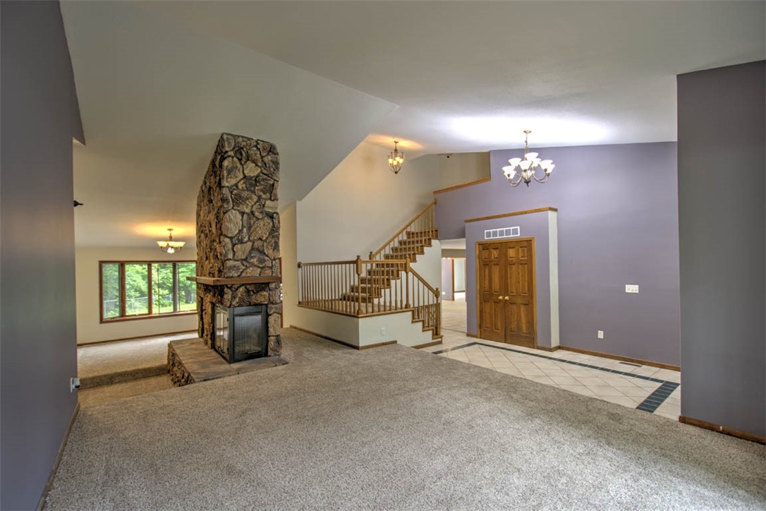 6680 John Drive Property Photo 7