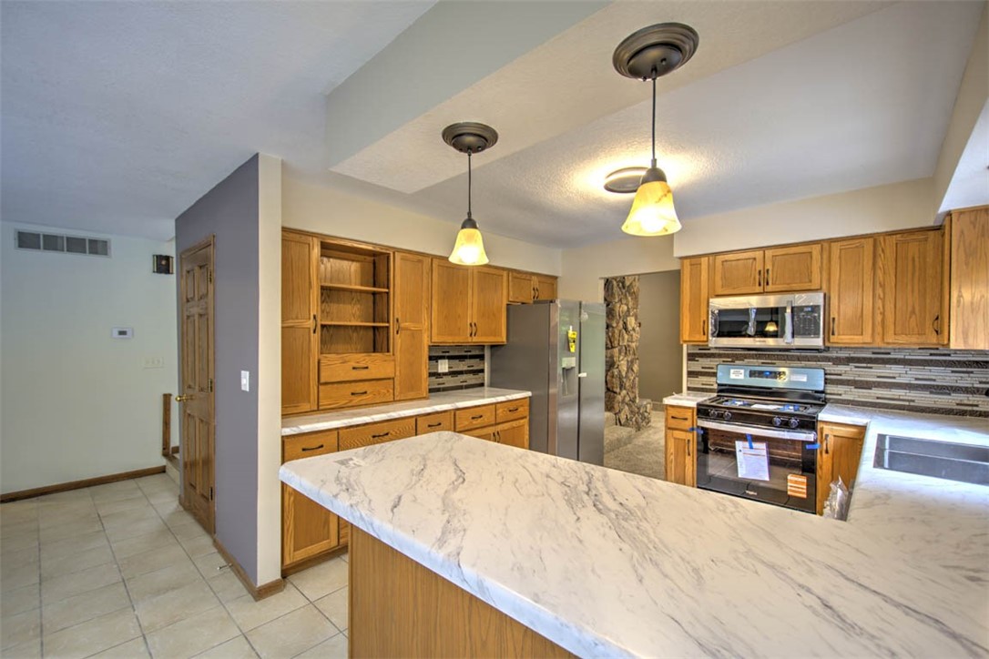 6680 John Drive Property Photo 11