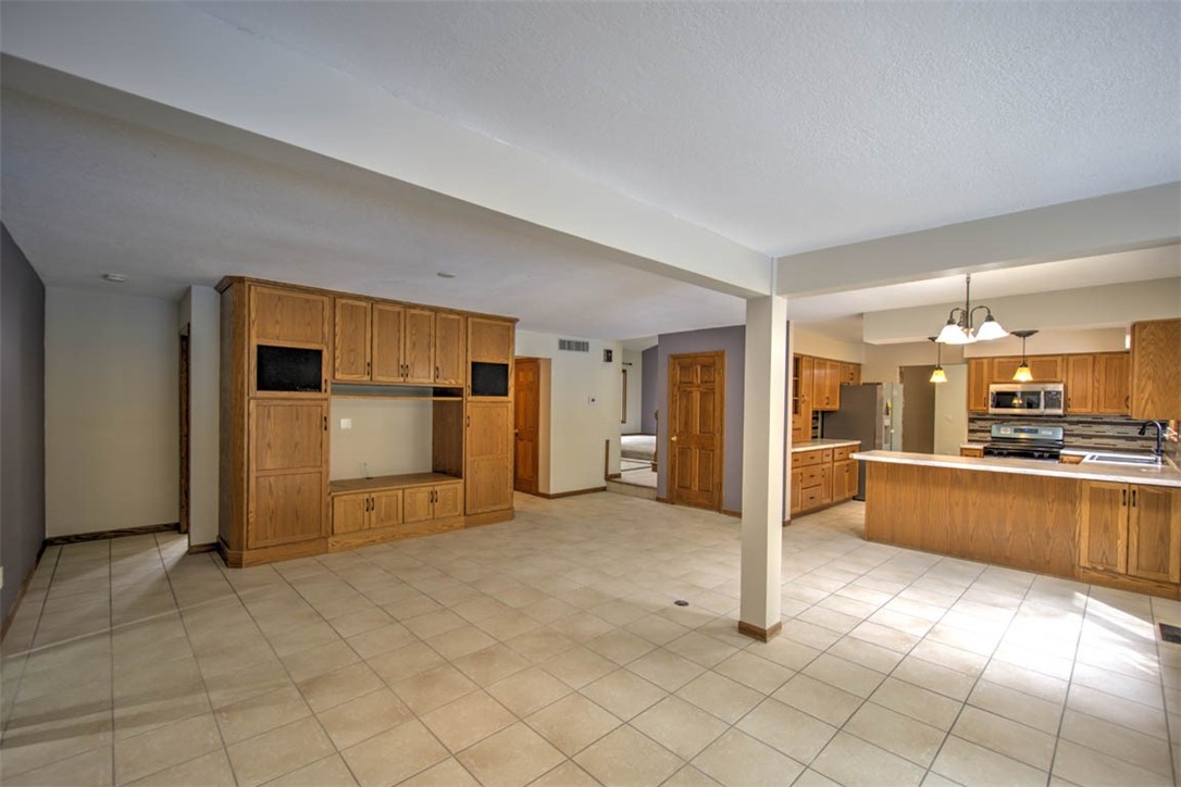 6680 John Drive Property Photo 13