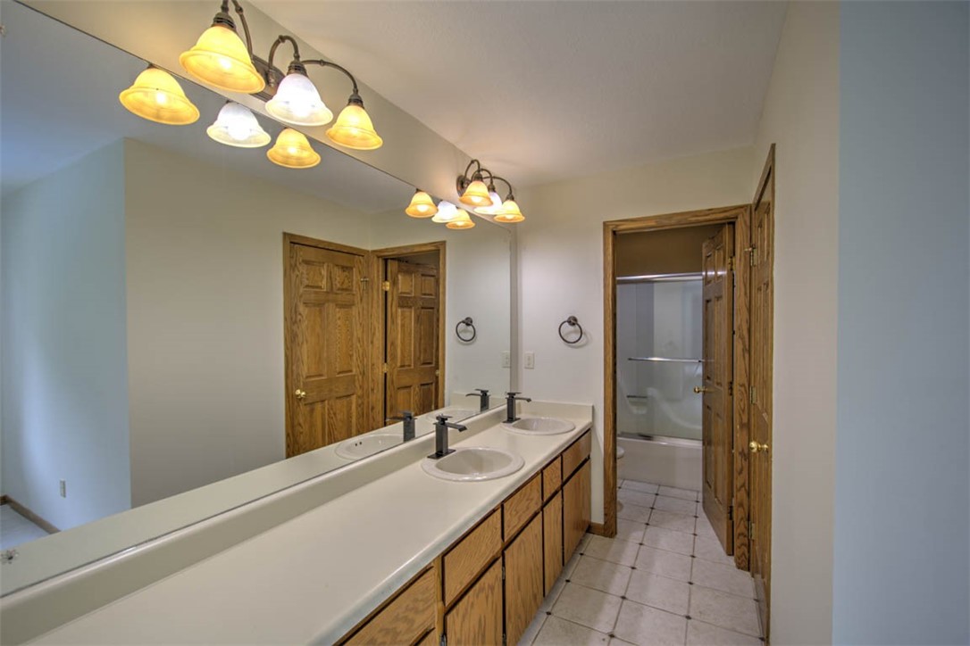 6680 John Drive Property Photo 24