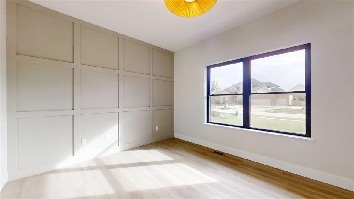 5006 Chestnut Grove Drive Property Photo 6