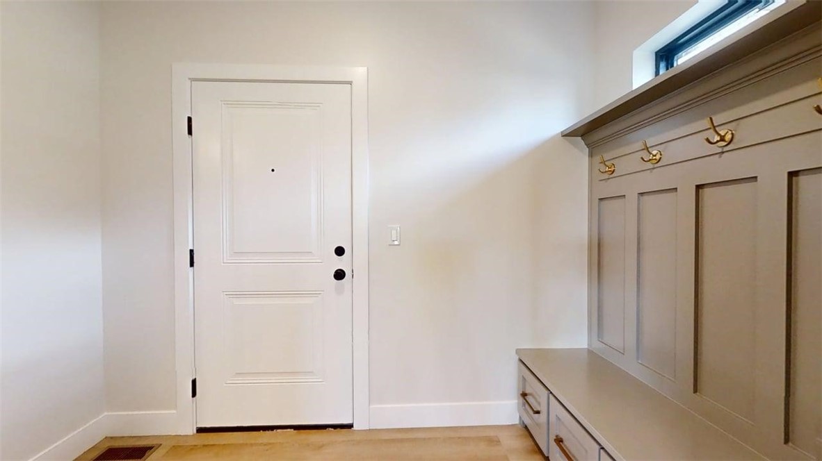 5006 Chestnut Grove Drive Property Photo 24