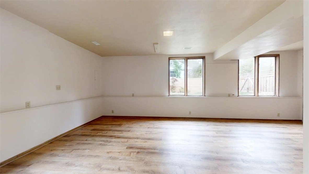 602 Ridgeway Avenue Property Photo 33