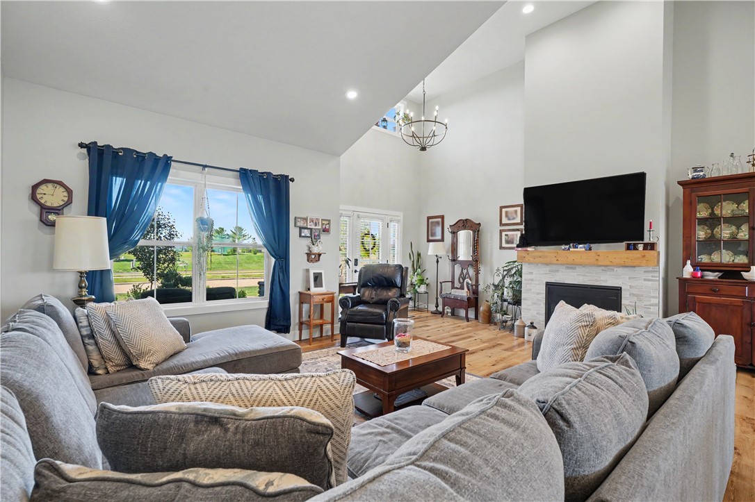 2838 E Stone Creek Boulevard Property Photo 8