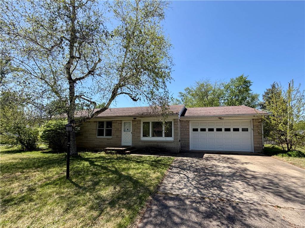 1805 Peach Street Property Photo 2