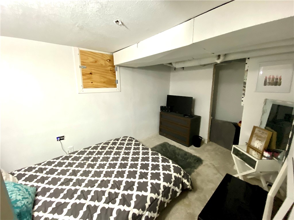1124 Cushing Street Property Photo 21