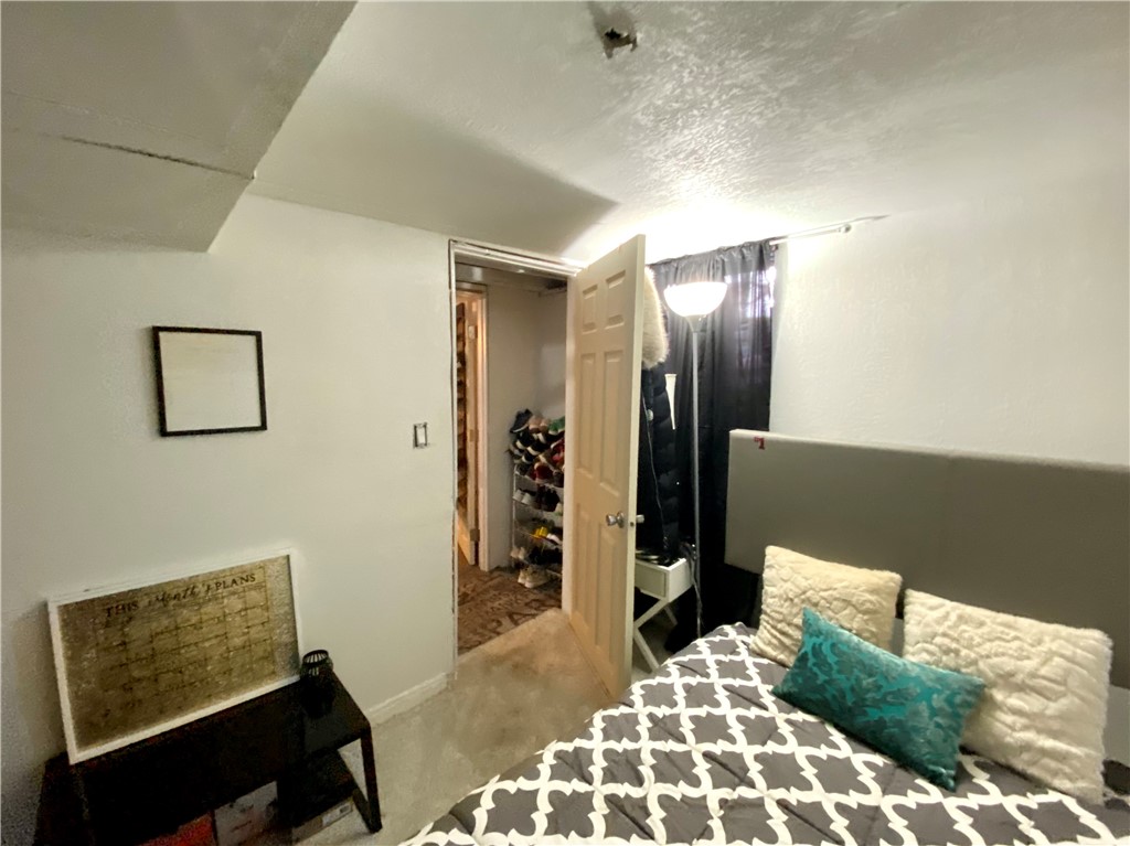 1124 Cushing Street Property Photo 24