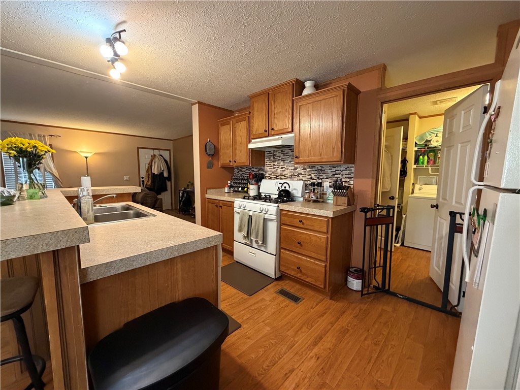 1867 Liberty Avenue Property Photo 11