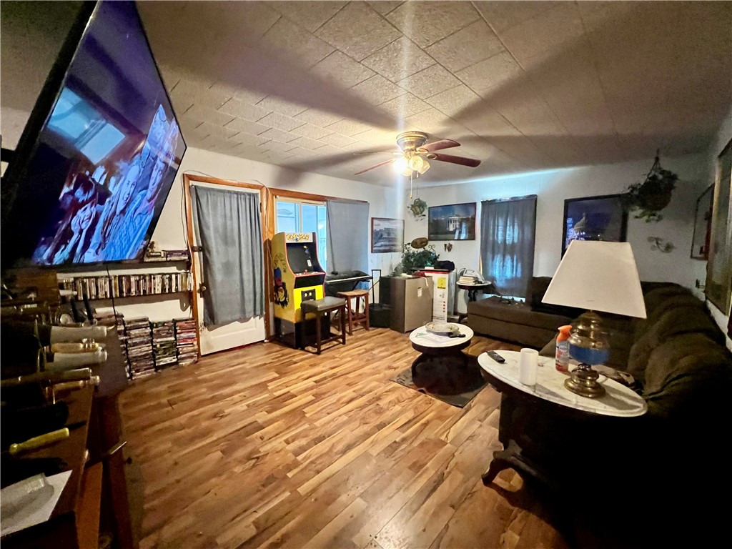 228 Tennessee Avenue Property Photo 3