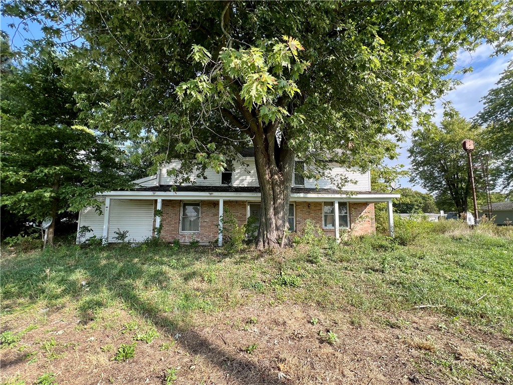 215 W Main Street Property Photo 1