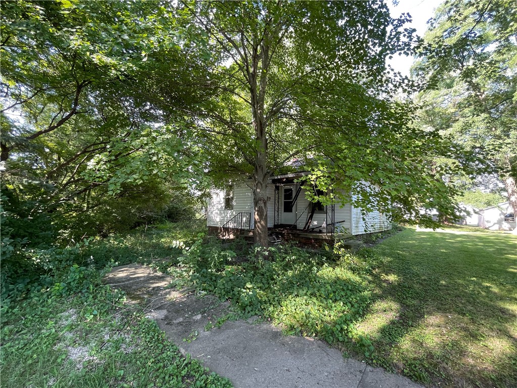 608 Elm Street Property Photo 3
