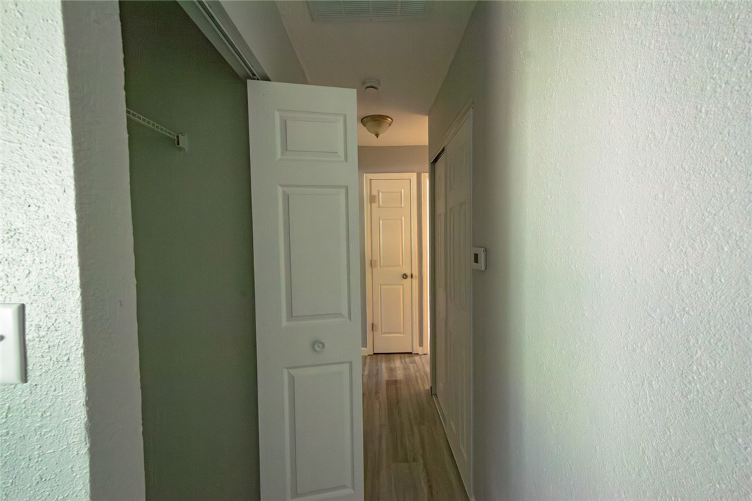 1607 Williamsburg Drive Property Photo 3