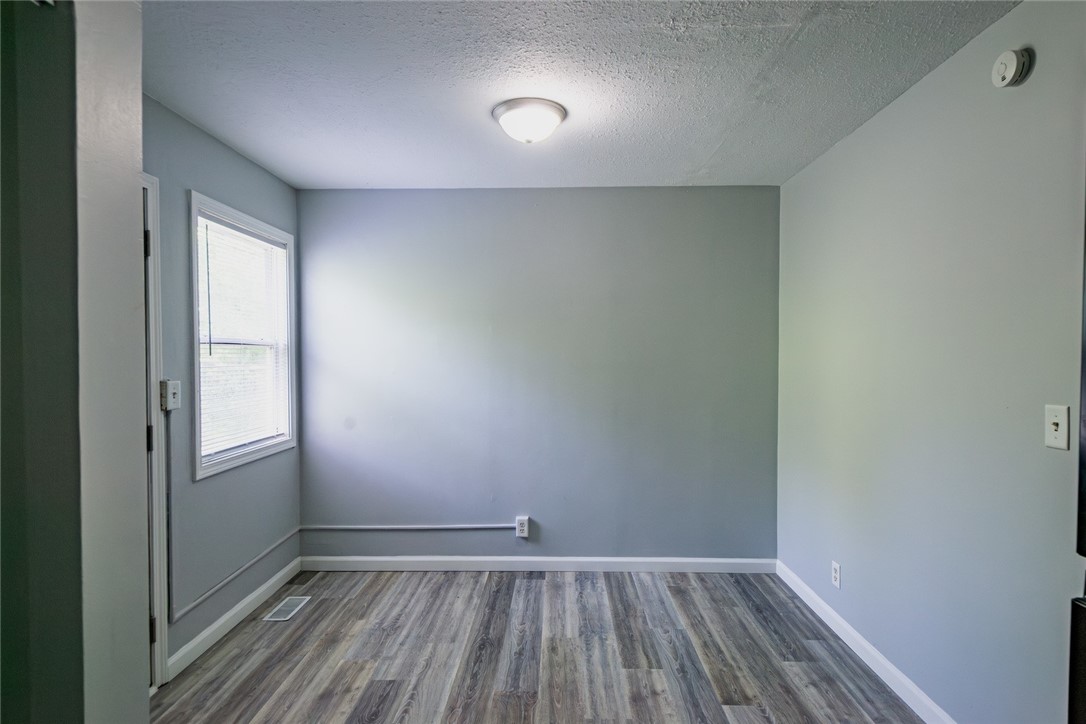 1607 Williamsburg Drive Property Photo 16
