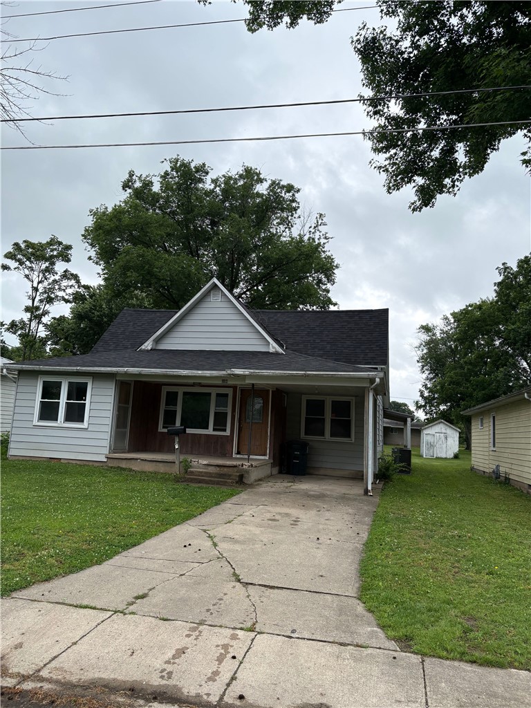 1012 N Walnut Street Property Photo 3