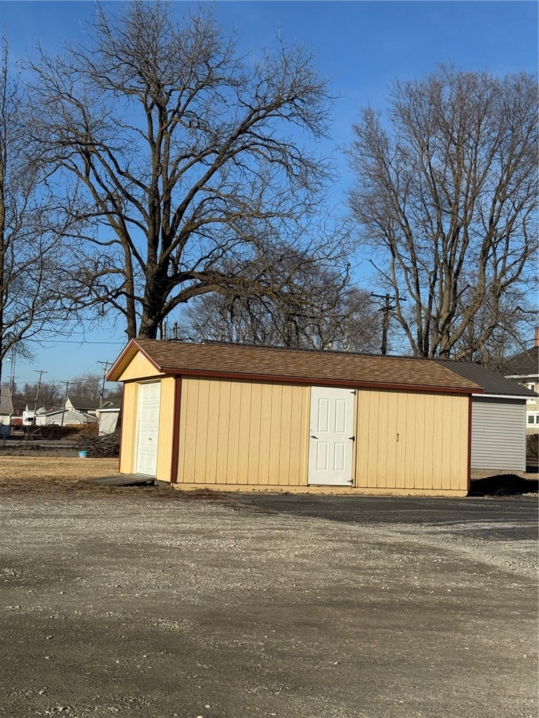 1020 Lake Land Boulevard Property Photo 6