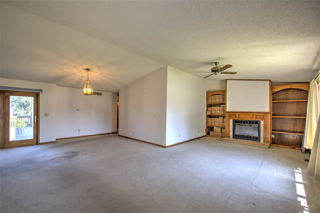 2186 Barding Avenue Property Photo 9