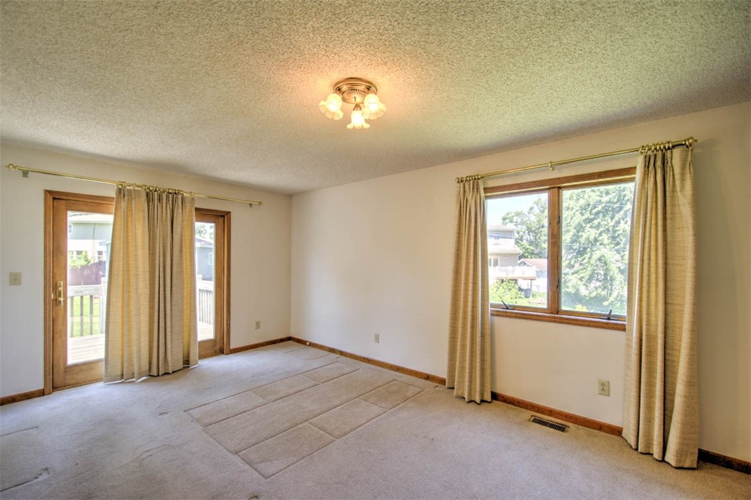 2186 Barding Avenue Property Photo 15