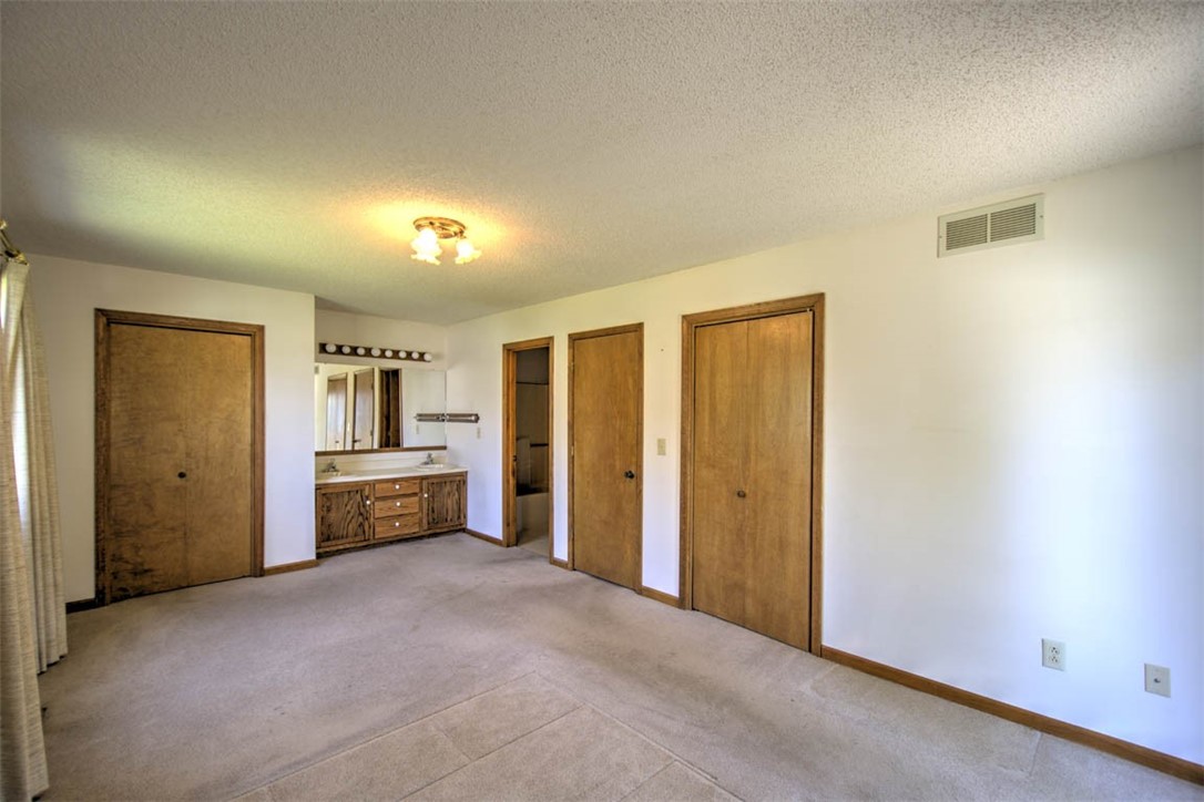 2186 Barding Avenue Property Photo 16