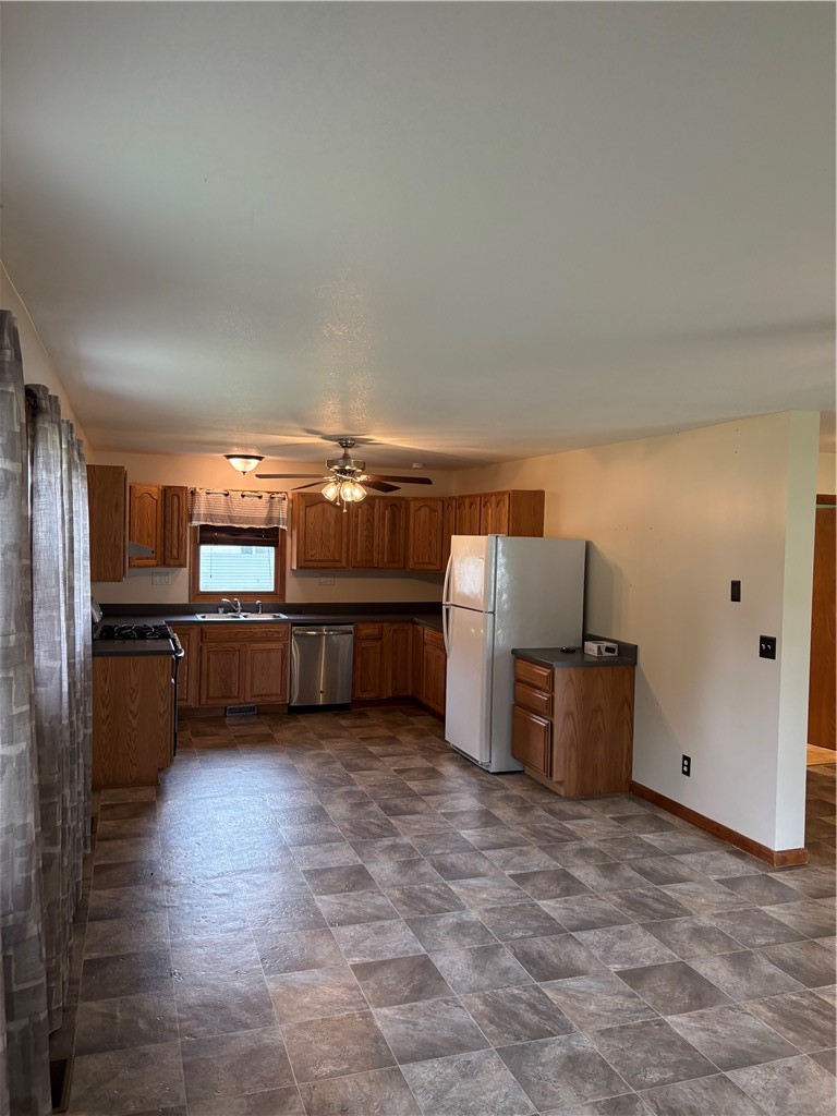 410 Hanover Street Property Photo 3