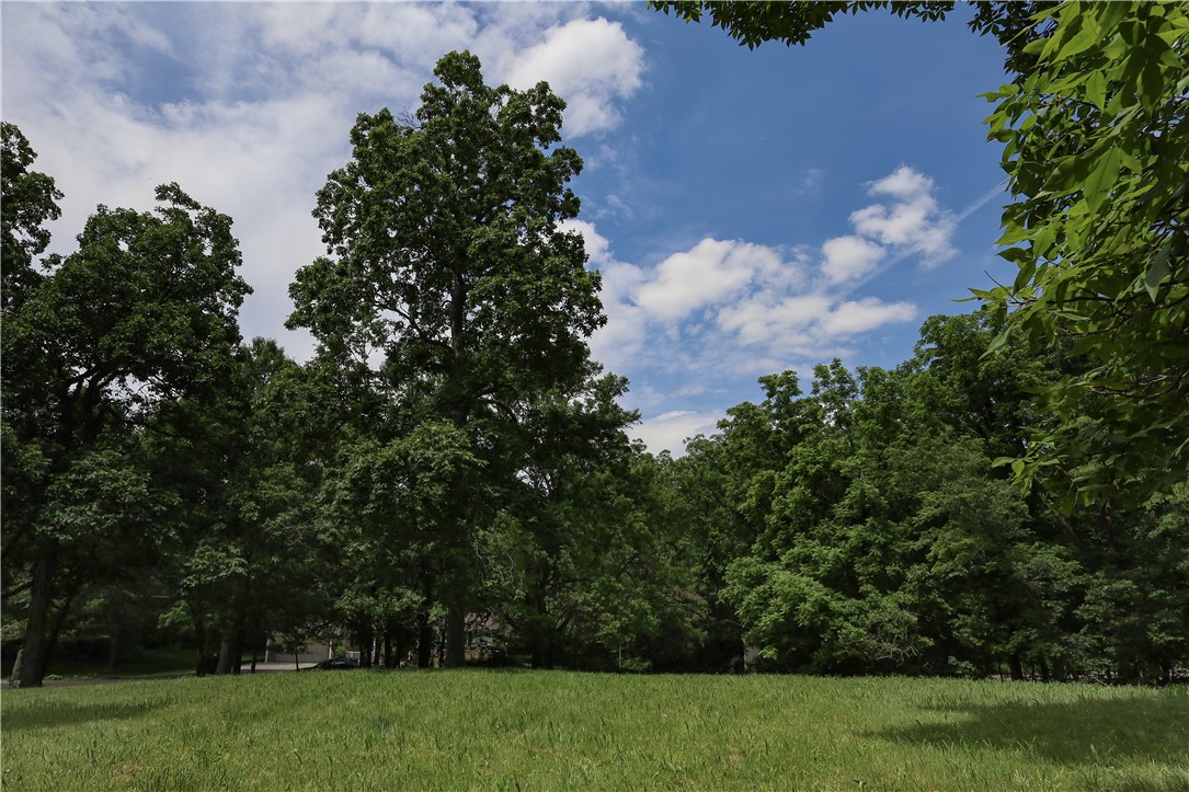 410 N Kruse Road Property Photo 10