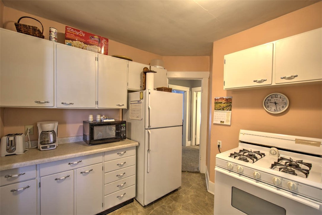 405 23rd Place Property Photo 11