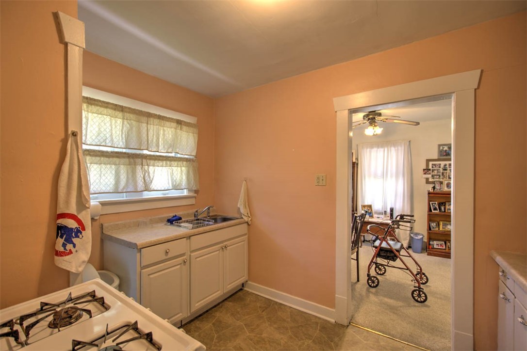 405 23rd Place Property Photo 13
