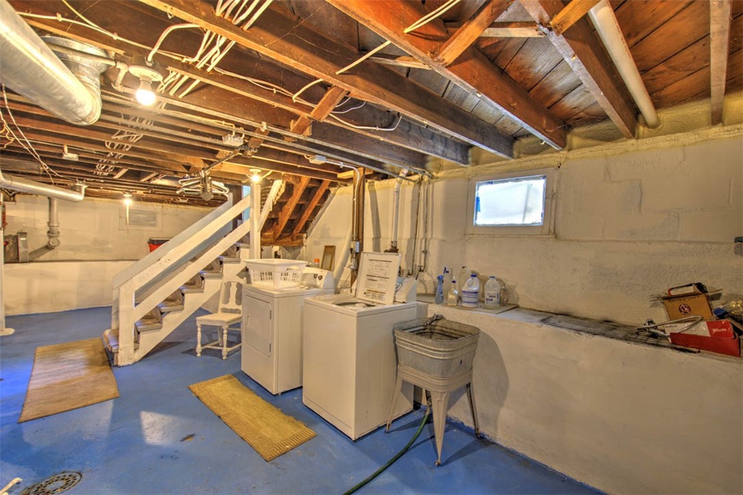 405 23rd Place Property Photo 17