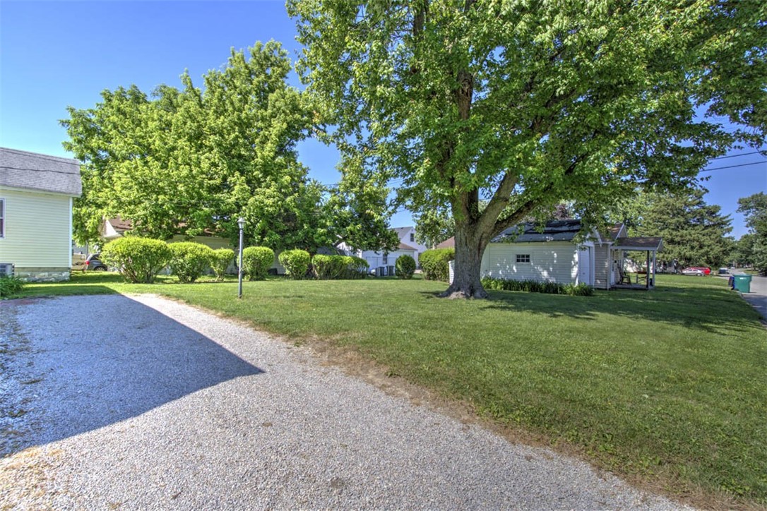 405 23rd Place Property Photo 21