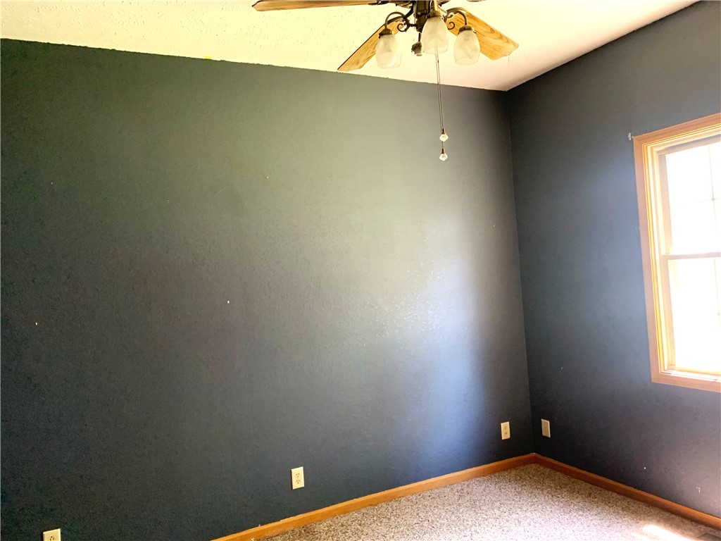 309 S Maple Street Property Photo 12