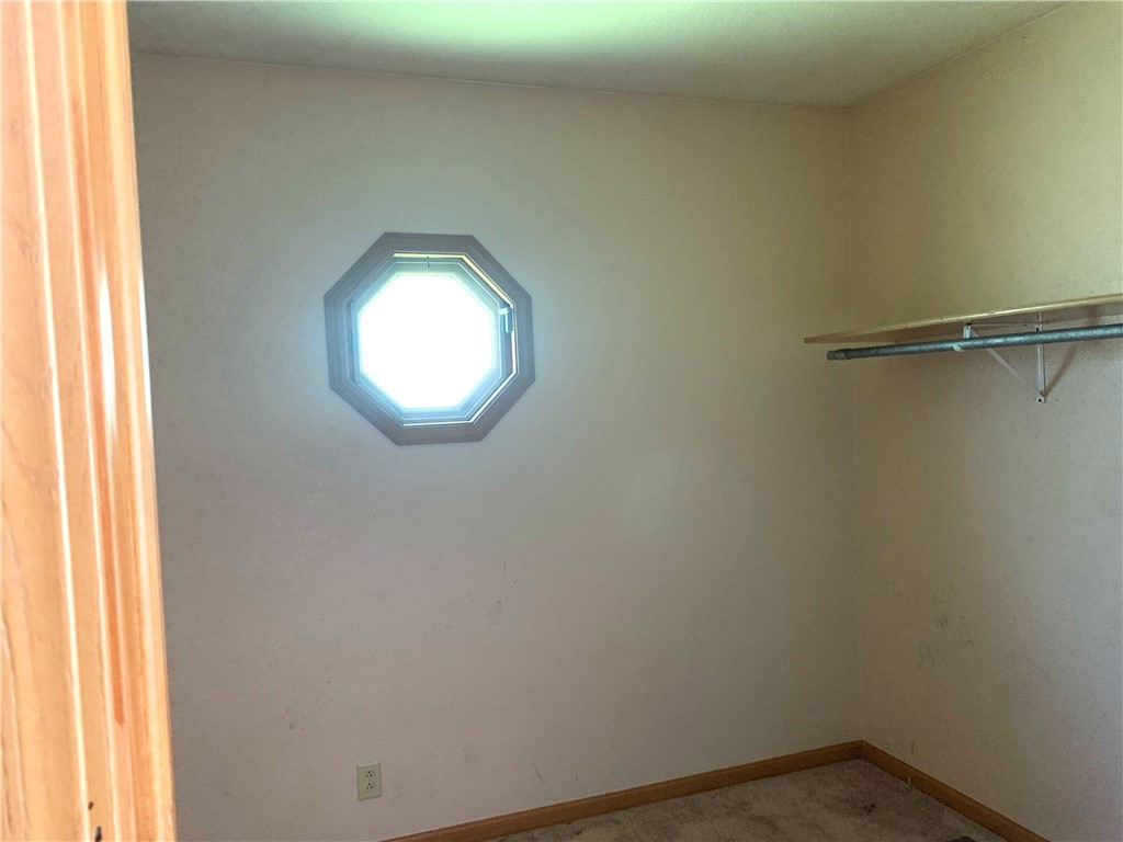309 S Maple Street Property Photo 13