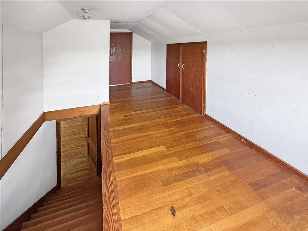 9533 N 150th Street Property Photo 14