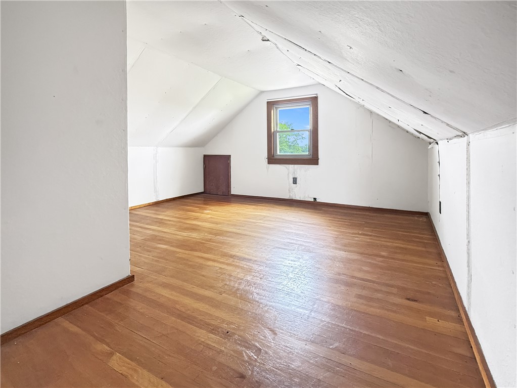 9533 N 150th Street Property Photo 17