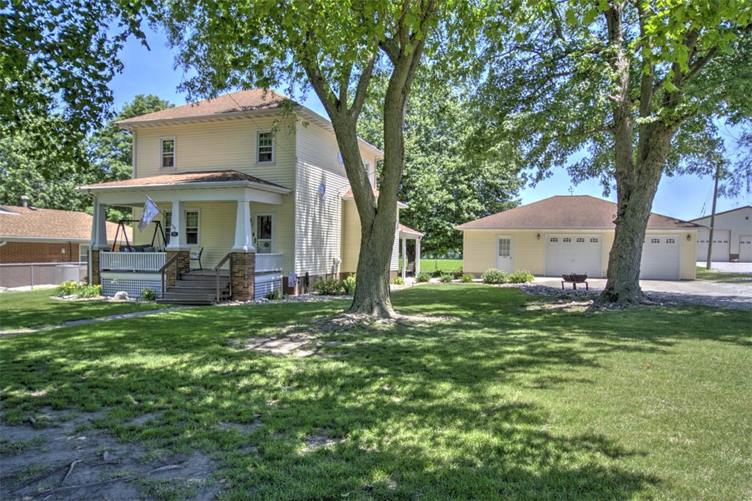 418 S Lewis Street Property Photo 5