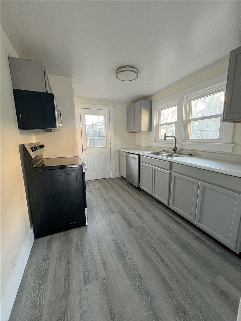 206 E Poplar Street Property Photo 6