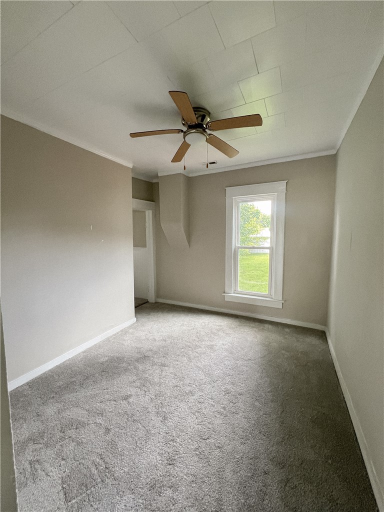 206 E Poplar Street Property Photo 8