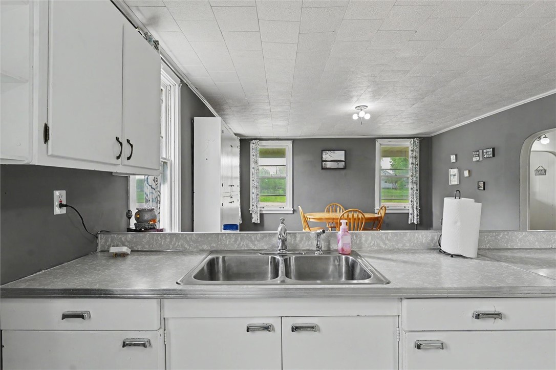 519 E Allen Street Property Photo 10