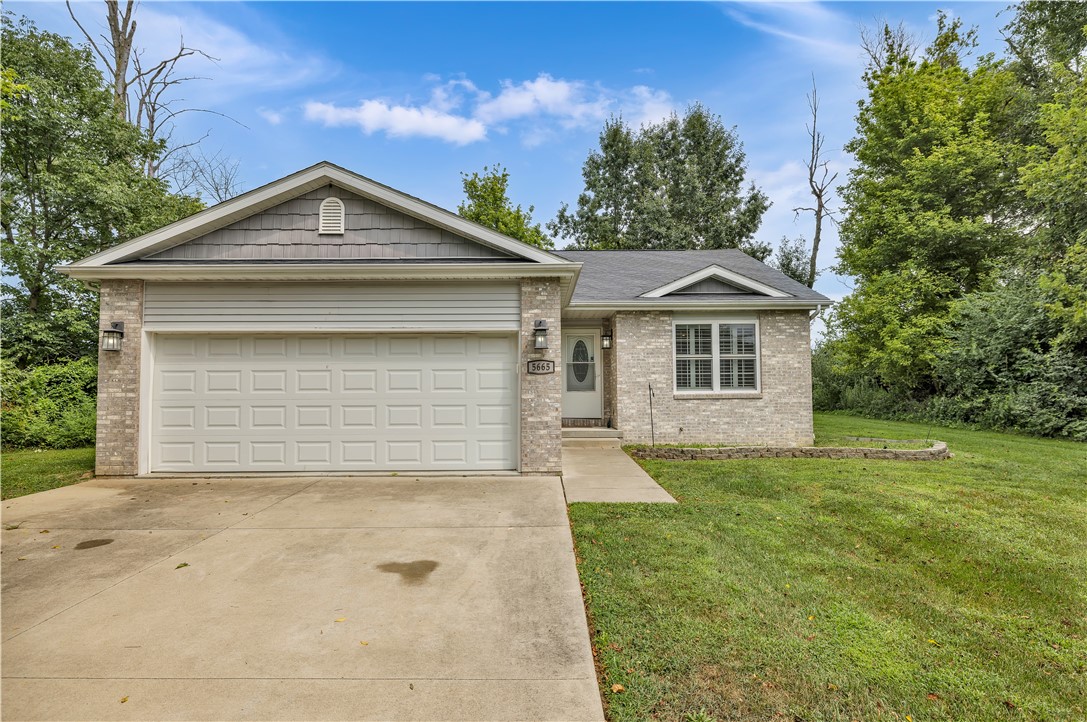 5665 Timber Lake Drive Property Photo 2