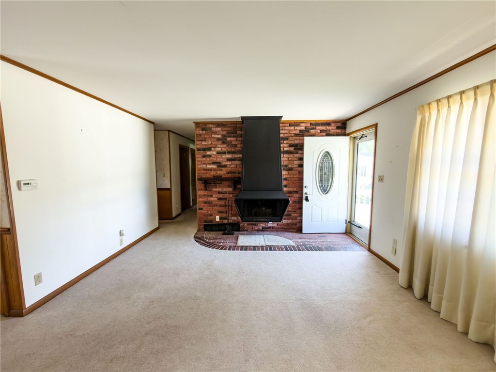 8 Drue Drive Property Photo 4