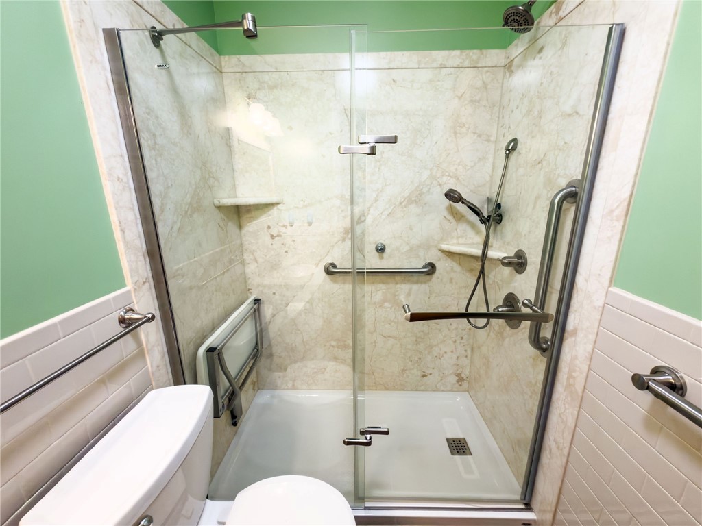 8 Drue Drive Property Photo 15