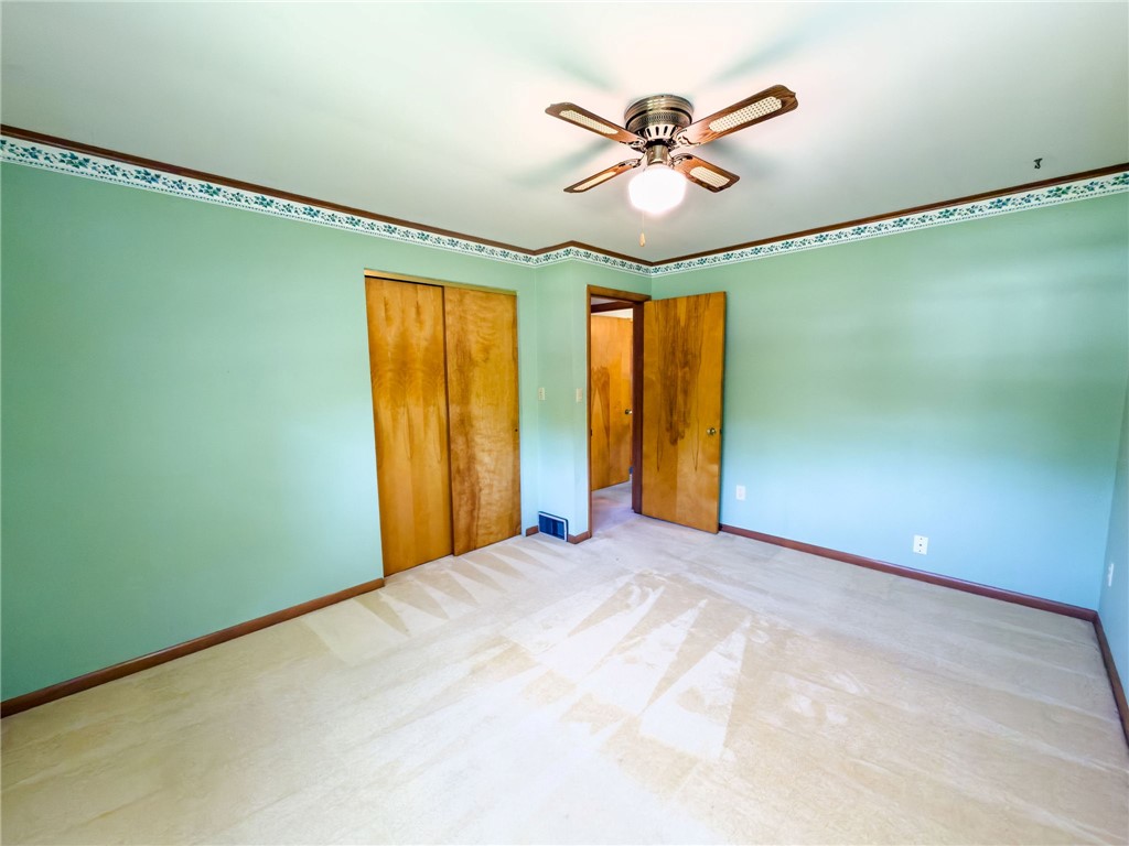 8 Drue Drive Property Photo 18